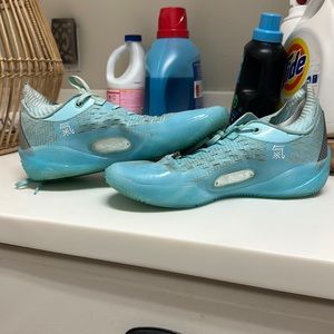 I am selling the way of wade ultra because I grew out of them.